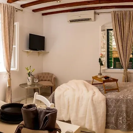 Charming Old Town Pjaca Appartement