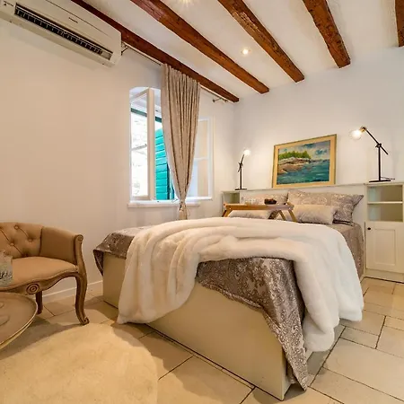 Charming Old Town Pjaca * Split