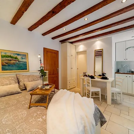 Appartement Charming Old Town Pjaca *