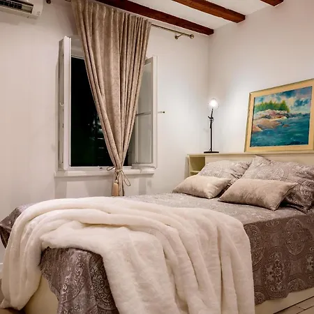 Appartement Charming Old Town Pjaca